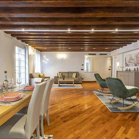 Tolentini Canal View & Terrace By Wonderful Italy Venecia Exterior foto