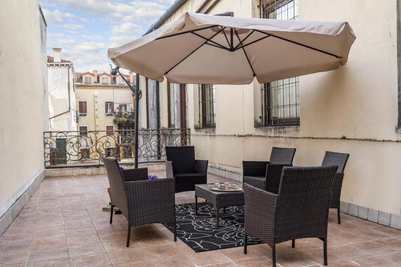 Tolentini Canal View & Terrace By Wonderful Italy Venecia Exterior foto