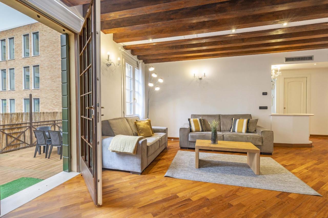 Tolentini Canal View & Terrace By Wonderful Italy Venecia Exterior foto